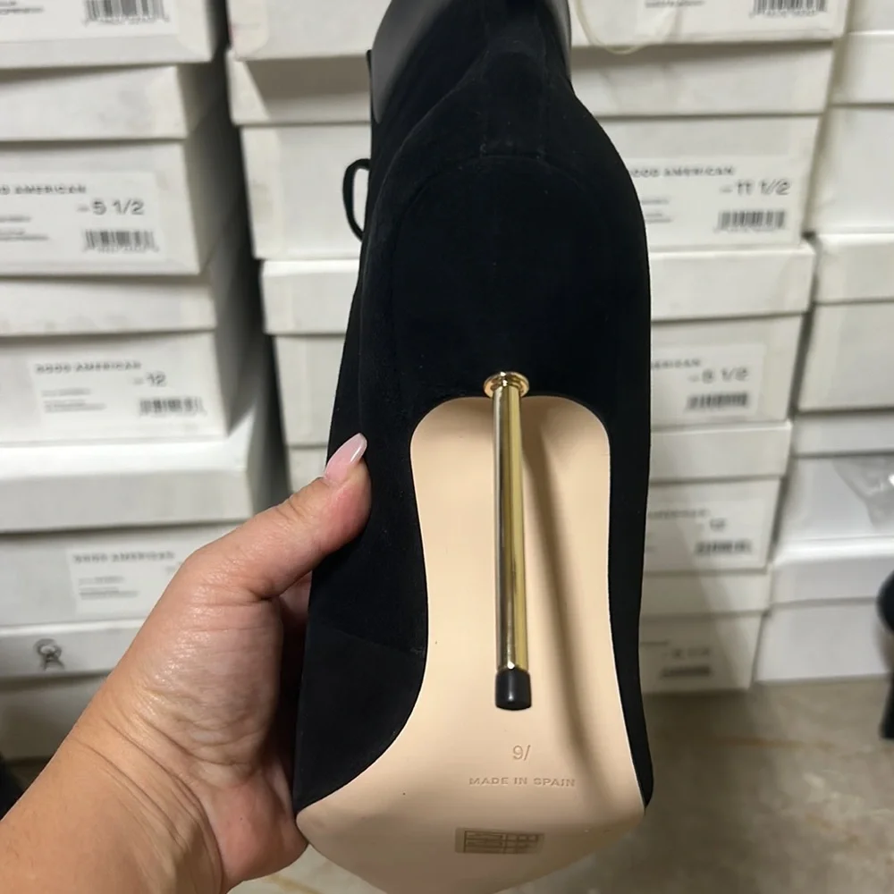 Good American Suede Black Booties NWT Several Sizes - Picture 5 of 7